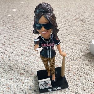 Snooki shop jersey shore bobble head MTV hudson valley renegades baseball